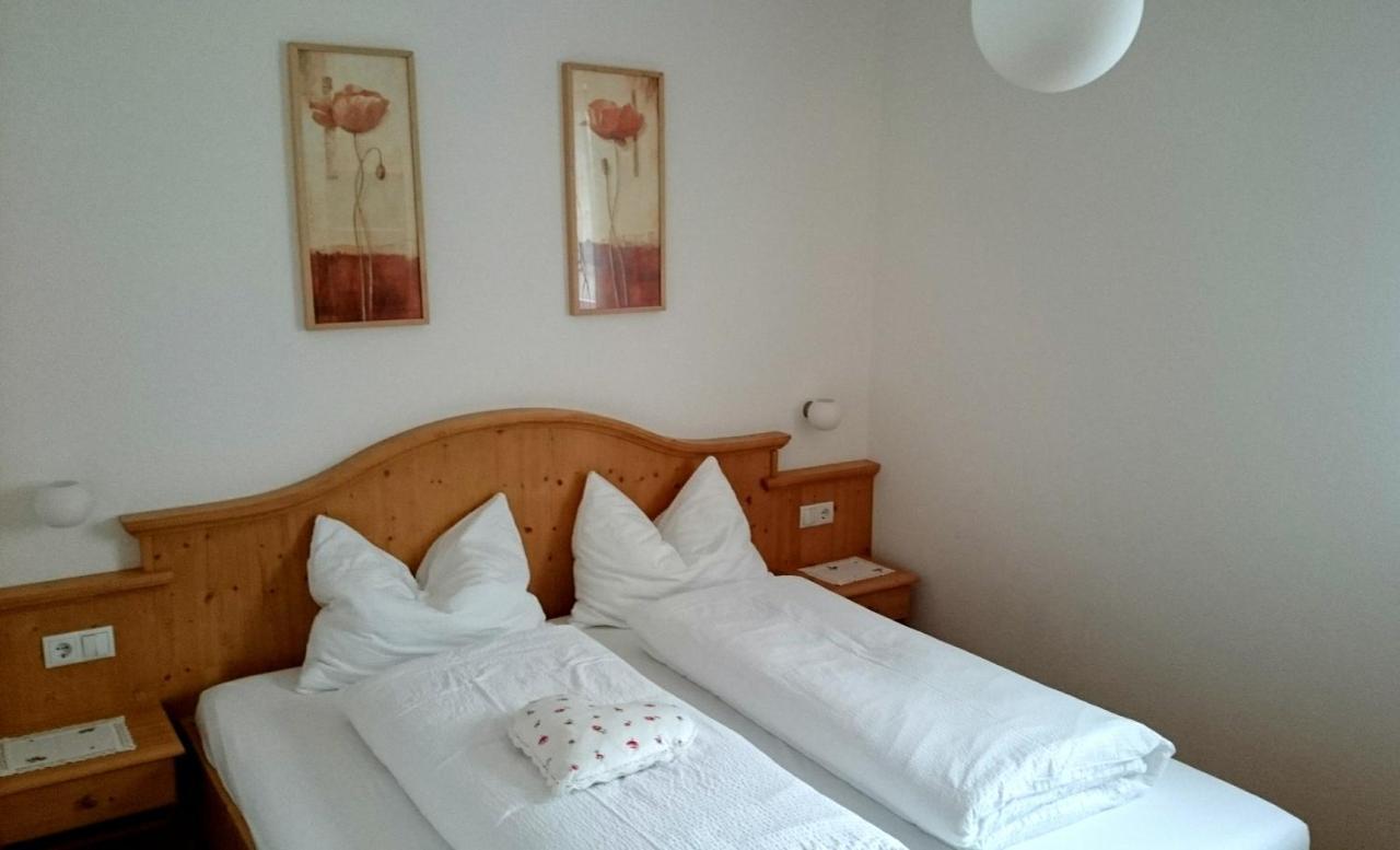 Residence Sonnberg Perca Pokoj fotografie